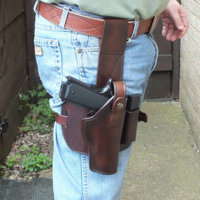 1911 Drop Thigh Leather Holster with Extra Magazine Pouch