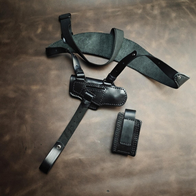 Black Leather PPK/S Shoulder Holster With Clip Pouch