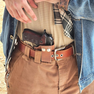 Brown Leather IWB Holster With Snap Loop