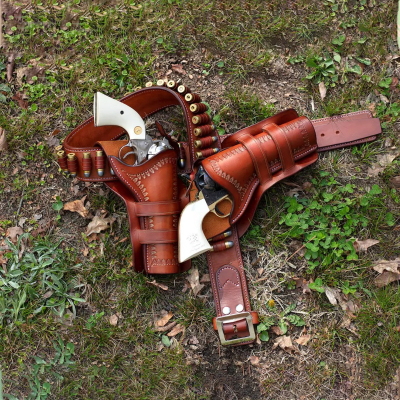 Doc Holliday Western Crossdraw Gunfighter Rig John Wayne Era Style Holster and Cartridge Belt