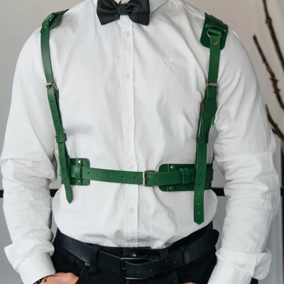 Genuine Leather Y-Harness for Men – Green Chest Strap with Buckles, Clubwear, Halloween Costume & Valentine’s Gift