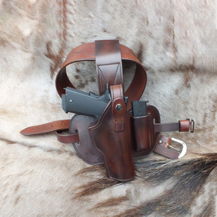 1911 Drop Thigh Leather Holster with Extra Magazine Pouch