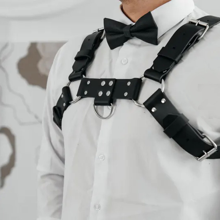 Black Bulldog Leather Chest Harness – Genuine Leather Power Strap for Men 