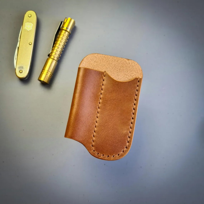 EDC Knife & Flashlight Leather