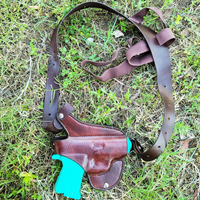 Brown Leather Horizontal Shoulder Holster – Thumb-Break